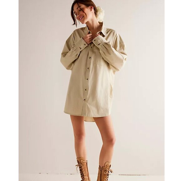 Free People Tops - Free People We The Free Freddie Buttondown Shirt in Castle Wall Size Medium NWT